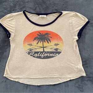 CROP T-SHIRT